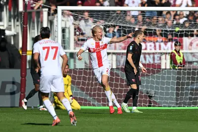 Morten Thorsby, esulta dopo l'1-0 in Torino Genoa