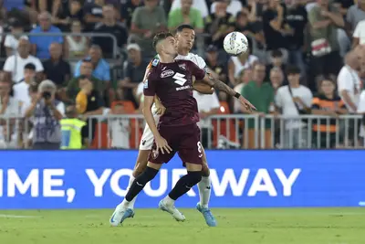 Jay Idzes in Venezia Torino