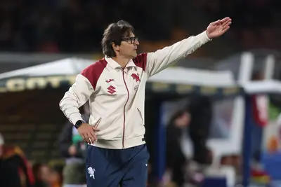 Head coach of Torino Paolo Vanoli gestures during the Serie A match between Lecce and Torino at Stadio Via del Mare on May 18, 2025 in Lecce, Italy.