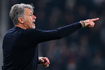 Marco Baroni, head coach of Lazio, reacts during the Serie A match between Genoa and SS Lazio at Stadio Luigi Ferraris on April 23, 2025 in Genoa, Italy.