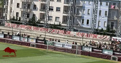 Striscione protesta Cairo, Filadelfia