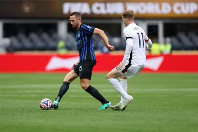 Samuel Gustafson in Inter Urawa Reds