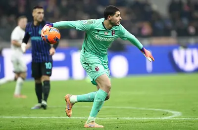 Federico Ravaglia portiere del Bologna riflette sul futuro nel calciomercato tra Torino e Watford