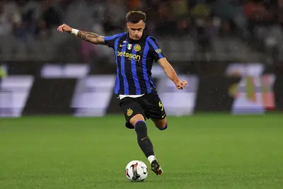 Aleksandar Stankovic in azione con la maglia dell'Inter