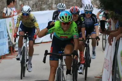 La vittoria di Rasa Leleivytė nella prima tappa del Premondiale Giro Toscana Femminile ©F.Ossola