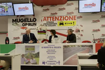 Marco Cavorso, Paola Gianotti e Maurizio Fondriest, fondatori dell'associazione @ Io Rispetto il Ciclista