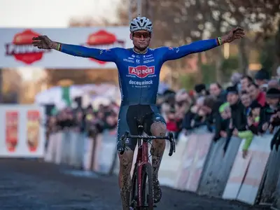 Mathieu van der Poel esordirà tra sei giorni nella sua disciplina storica © Canyon Bikes