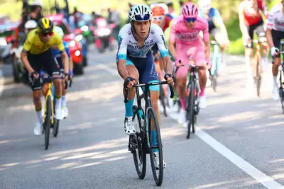 Antonio Tiberi in azione al Giro d'Italia 2024 © SprintCycling via X @BHRVictorious