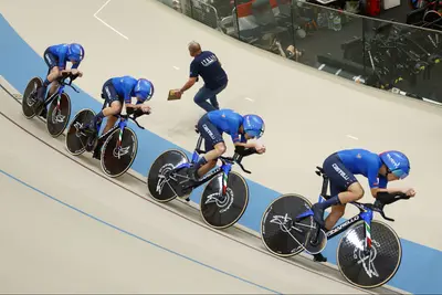 Il quartetto femminile che oggi disputerà la semifinale dell'inseguimento a squadre ai Mondiali su Pista di Santiago del Cile 2025 ©FCI