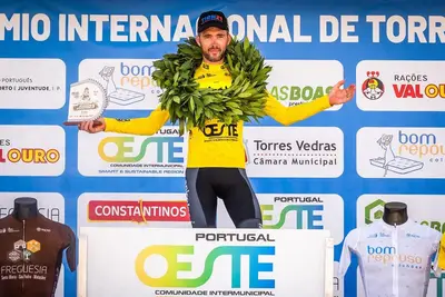 Alexis Guérin festeggia al GP Internacional Torres Vedras © João Calado/Troféu Joaquim Agostinho