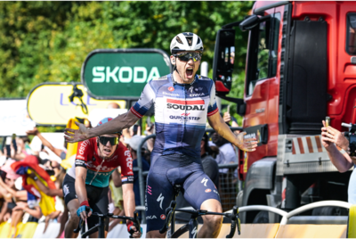 L'urlo di Kasper Asgreen sul traguardo di Bourg-en-Bresse ©Tour de France