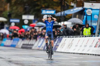 Lorenzo Finn©UCI