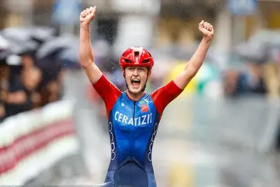 Cédrine Kerbaol vince la Durango-Durango Emakumeen Saria 2024 ©SprintCycling
