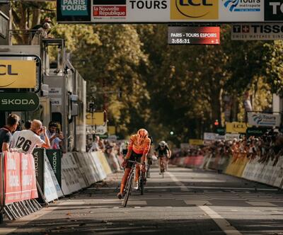 Sakarias Koller Løland vince la Paris-Tours Espoirs © Paris-Tours