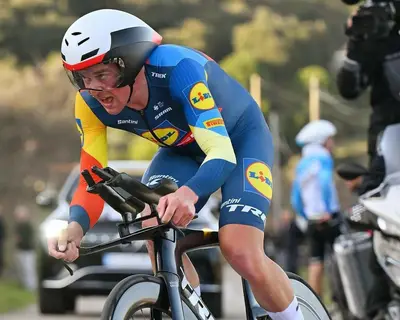 Mads Pedersen nella crono finale dell'Etoile de Bessèges ©Getty per Lidl-Trek via IG