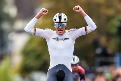 Niklas Berhens vince il mondiale under 23 ©UCI Cycling