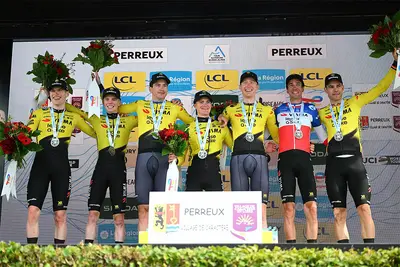 La Visma-Lease a Bike prima nella cronosquadre del Tour Auvergne - Rhône-Alpes 2026 © Visma-Lease a Bike