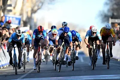 Tom Van Asbroeck vince la terza tappa del Tour de la Provence 2024 © Getty Images