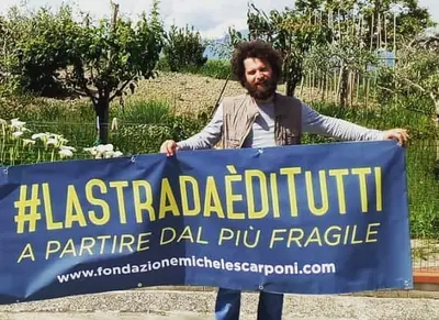La strada è di tutti © Marco Scarponi via Facebook