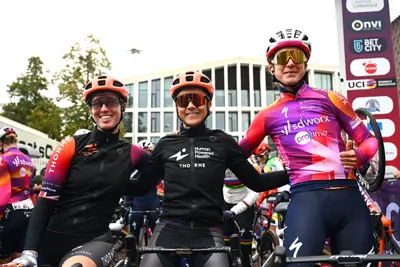 Alice Wood, Audrey Cordon-Ragot e Christine Majerus chiudono la carriera al Simac Ladies Tour ©Human Powered Health-GettySport