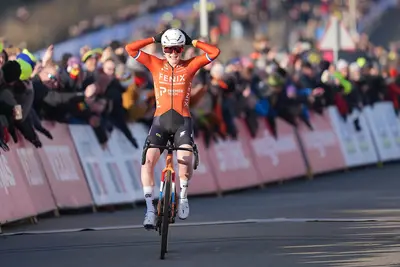 Puck Pieterse vince l'ultima prova di Coppa del Mondo a Hoogerheide © UCI Cyclocross via X