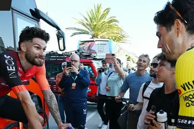 Filippo Ganna con Wout van Aert al termine della prima tappa della Vuelta ao Algarve, annullata dagli organizzatori ©Getty Images