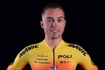 Alexandre Delettre con la maglia della St.Michel-Mavic-Auber 93 ©️ Alexandre Delettre
