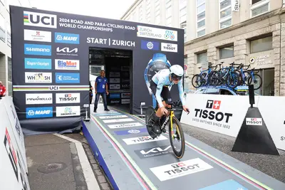 Matisse van Kerckhove alla partenza dei Campionati Mondiali a Cronometro Junior © UCI via X