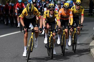 Gesink e Foss nel treno della Jumbo-Visma durante l'ultimo Tour de Romandie © Getty Images