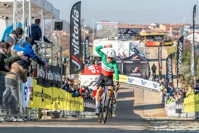 Filippo Fontana vince il GP Guerciotti in maglia di Campione Italiano © Federciclismo / Giorgio De Negri