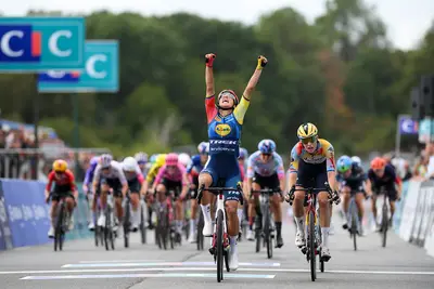 Elisa Balsamo batte Mischa Bredewold a Plouay ©Getty Sport (Da Team SD Worx-Protime)