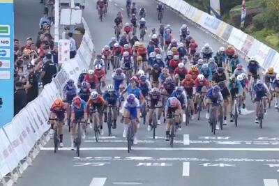 La volata vincente di De Zoete, prima leader del Tour of Chongming Island