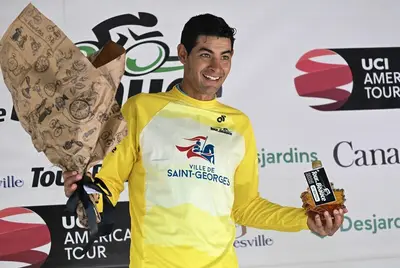 Diego Camargo festeggia la vittoria del Tour de Beauce © Tour de Beauce/Daniel Mallard