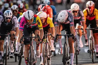 Elia Viviani declassato nell'ottava tappa della Vuelta a España 2025 ©Elia Viviani via IG