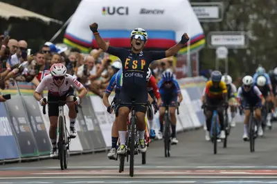 Paula Ostiz vince il mondiale di Kigali ©RFECiclismo
