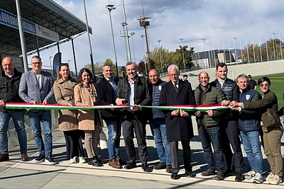 Il taglio del nastro della riapertura del velodromo di Dalmine ©FCI