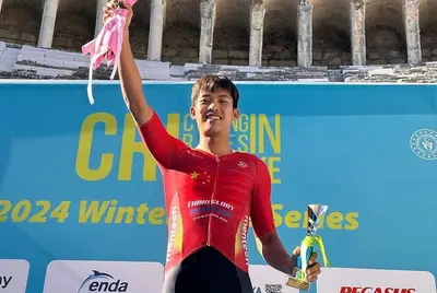 Il campione cinese Ma Binyan festeggia il successo nel GP Antalya Airport City © China Glory