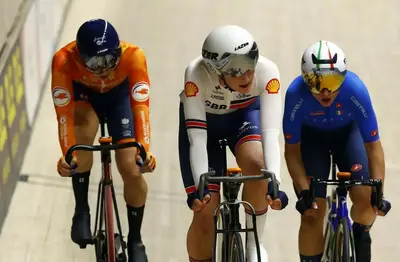 Consonni, Wiebes e Leech durante l'Eliminazione dell'Omnium negli Europei su Pista 2025 ©FCI