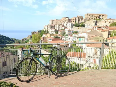 La Via Silente e i suoi splendidi borghi © Umberto Bettarini