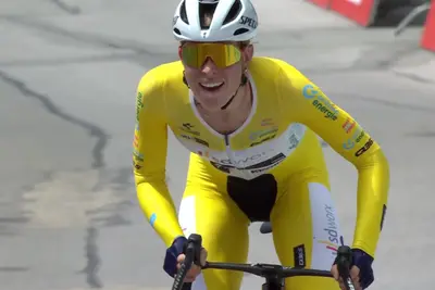 Demi Vollering vince la cronoscalata del Tour de Suisse