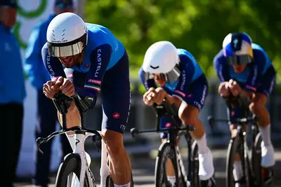 Filippo Ganna, Matteo Sobrero e Mattia Cattaneo durante la Mixed Relay dei mondiali di Montréal 2026©NetcompanyINEOS