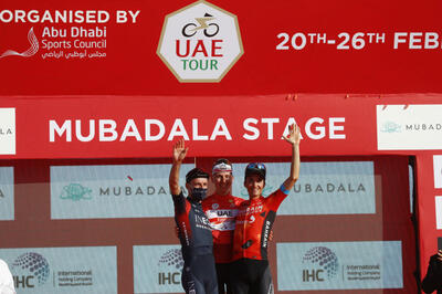Il podio dell'UAE Tour 2022 con Tadej Pogačar, Adam Yates e Pello Bilbao © Team Bahrain-Victorious