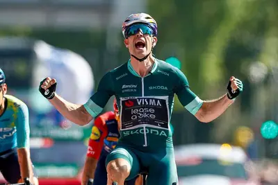 Van Aert  vince a Córdoba la 15esima tappa della Vuelta 2026 ©Team Visma | Lease a Bike
