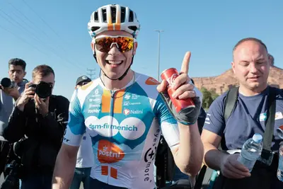 Casper van Uden centra il primo successo in carriera © Team dsm-firmenich PostNL