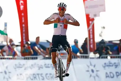 Isaac Del Toro vince la sesta tappa dell'UAE Tour 2026 ©UAE Tour