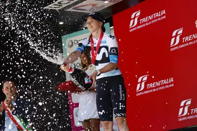 Liane Lippert conquista la sesta tappa del Giro d'Italia Women © Movistar via X