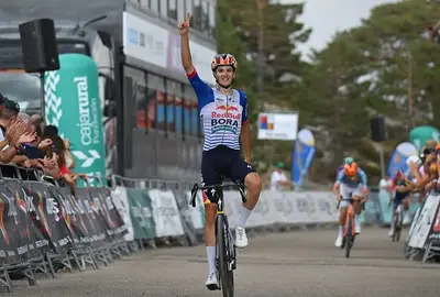 Giulio Pellizzari vince la quinta tappa della Vuelta a Burgos 2026 ©Getty Images