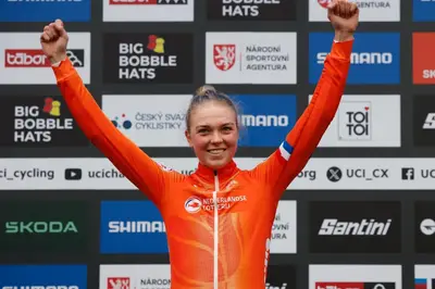 Fem van Empel debutterà nelle classiche dopo il suo secondo mondiale di ciclocross ©Team Visma Lease a Bike