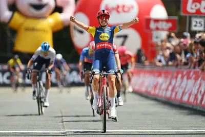Lucinda Brand vince la Elmos Dwars door het Hageland 2024 © Lidl-Trek