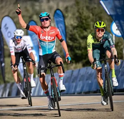 Lennert van Eetvelt vince il Trofeo Serra de Tramuntana 2024 © Lotto Dstny